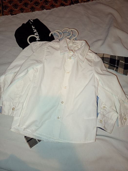 Vând cămășuțe copi 92/98