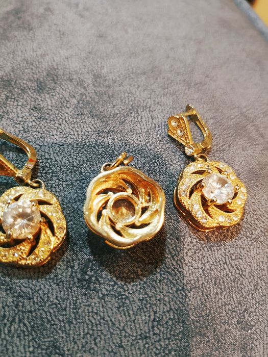 Женские люксовые комплекты