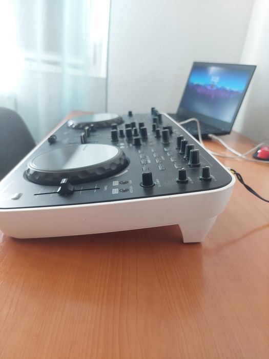Consolă DJ Pioneer DDJ Ergo-V