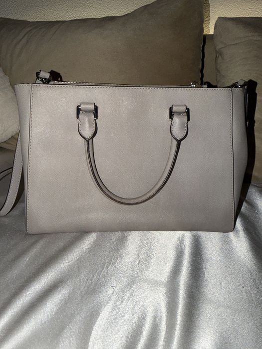 Geantă Michael Kors Medium Selma Studded gri