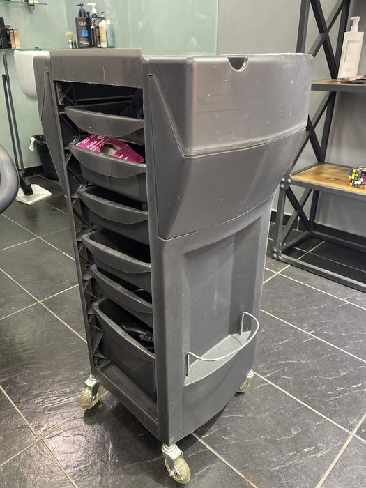 Продам парикмахерский помощник