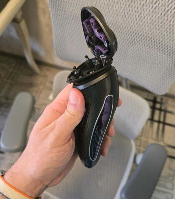 Электробритва триммер Philips PT-920