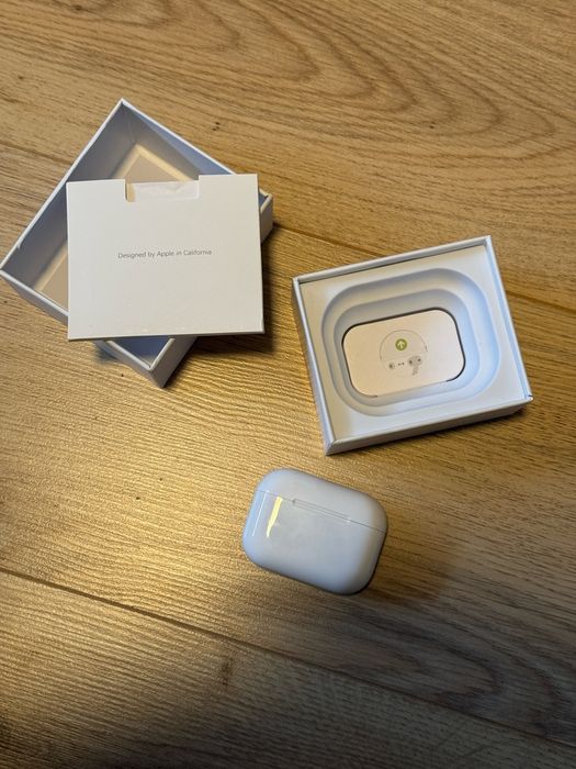 AirPods Pro 3 с гаранция