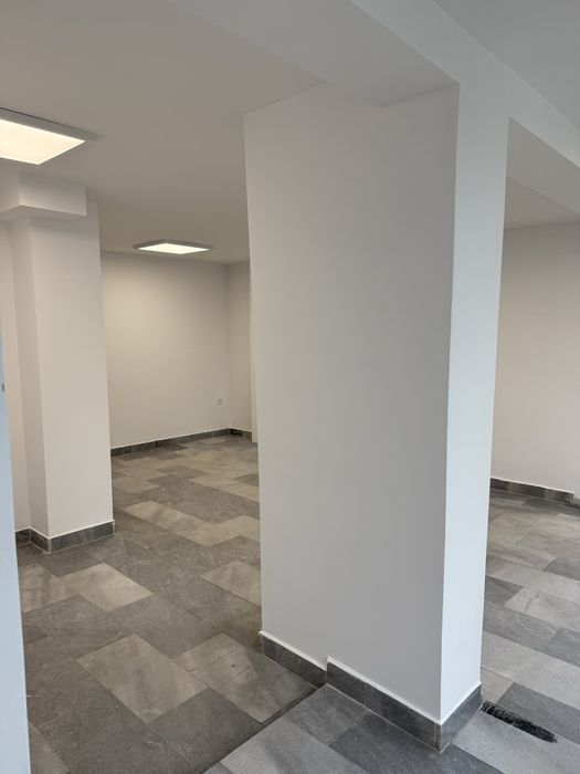 Дава се под наем Магазин в Велико Търново, Колю Фичето - 45 кв.м за 178.5 € - Снимка #3