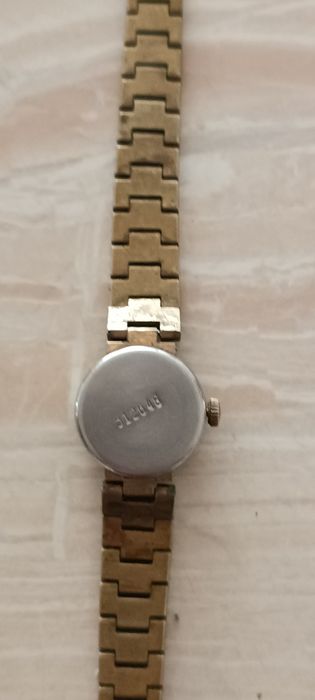 Часы советские  женские