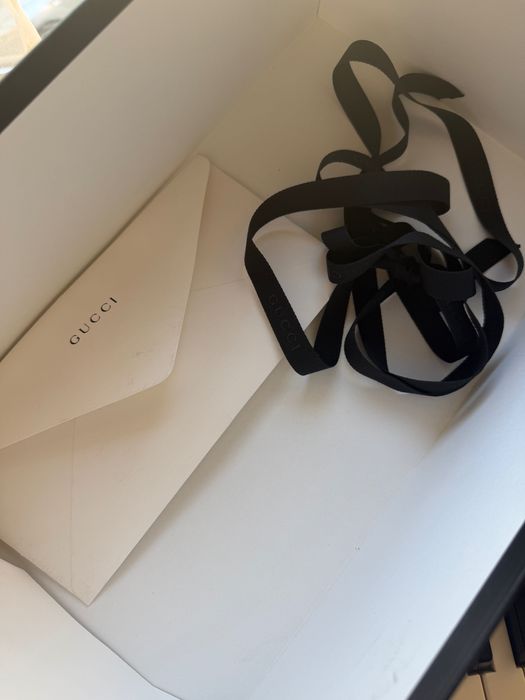 Gucci Ace Embroidered "Loved" Sneakers