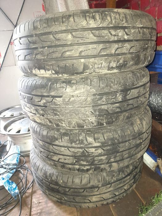 Продам резину в хорошем состоянии