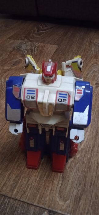 Трансформер Робот-машина