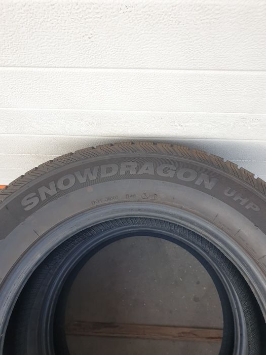 Зимни гуми 2 броя IMPERIAL SnowDragon UHP 255 60 R18 дот 3321