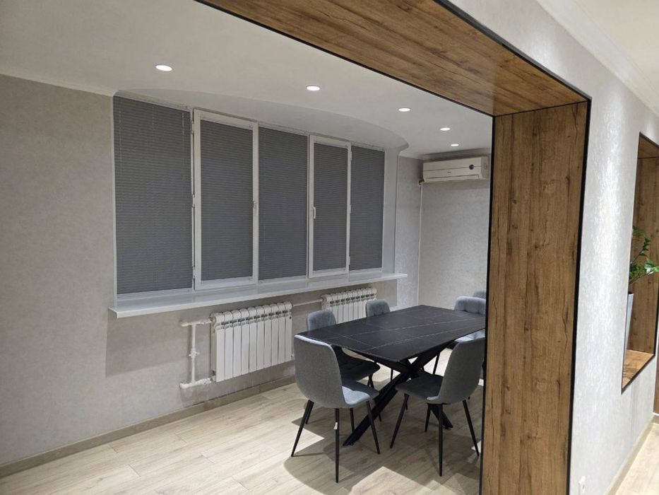 Ул Кунаева 4/2/4 с ремонтом 106м2  гостиница Россия