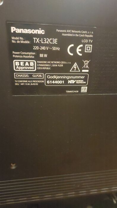 Телевизор panasonic 32"(за части)