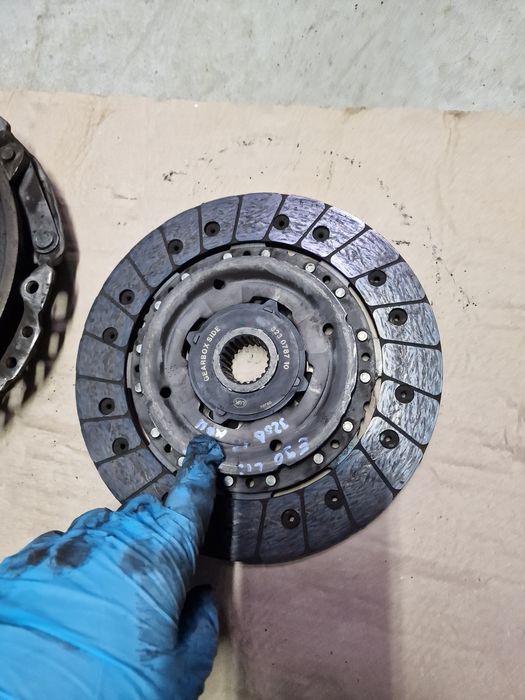 Ambreiaj volanta placa disc bmw f20 f30 f31 f32 f36 f10 f11 x3 f25 n47