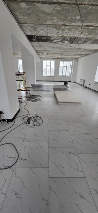 Пластиковые окна, откосы,ламинат.