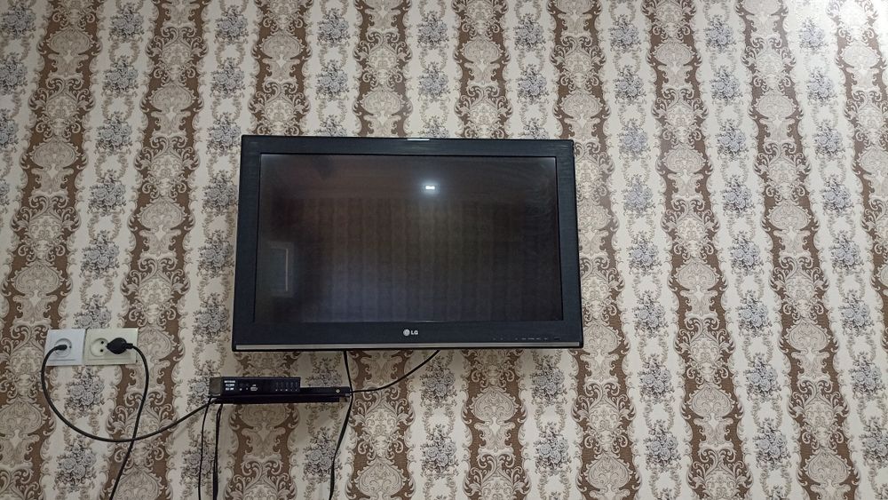 Телевизор  новая