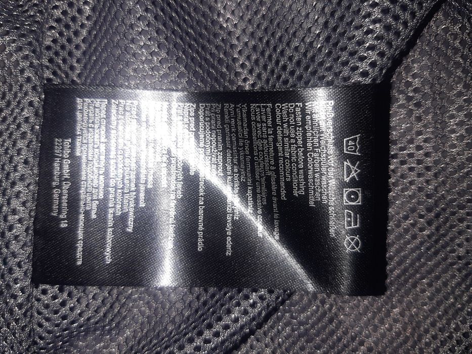 Ветровка женская