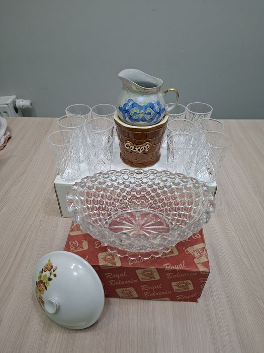 Посуда кастрюли чайник леген