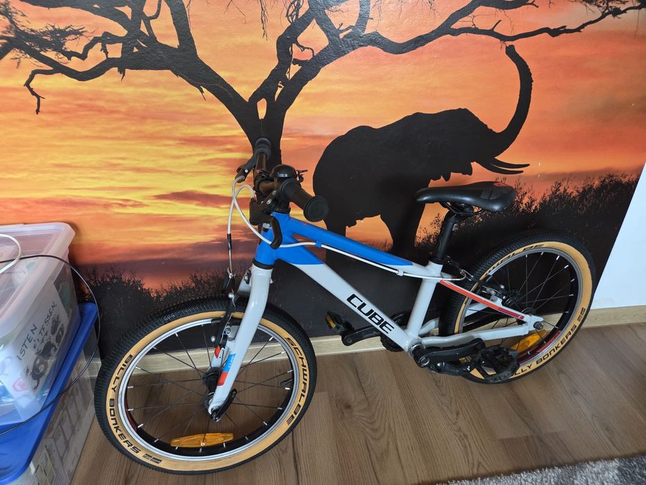 Bicicleta copii Cube  acid  180 4-6 ani