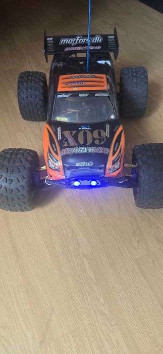 Stealth X09 cu ESC și motor Hobbywing brushless