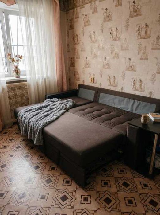 Угловой диван Бу хорошее состояние