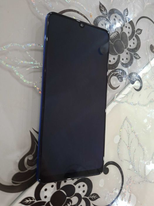 Продавам смартфони