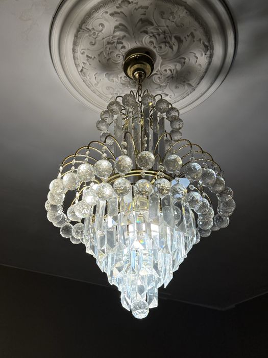 Красивая Люстра