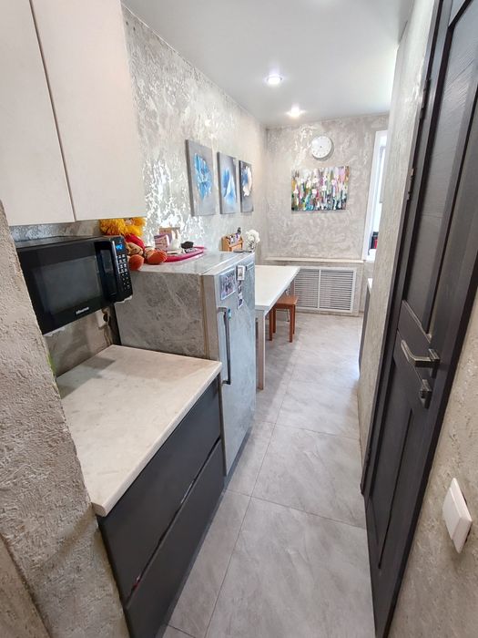Продам 3-комн (5-28, 9 эт)
