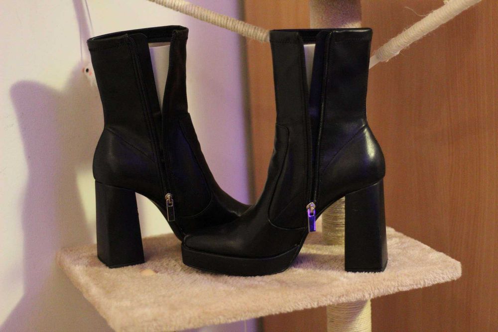 Botine toc platformă ajustate, Bershka, marimea 38