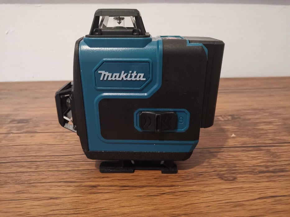 Nivela laser 16 linii, 4 D, telecomanda