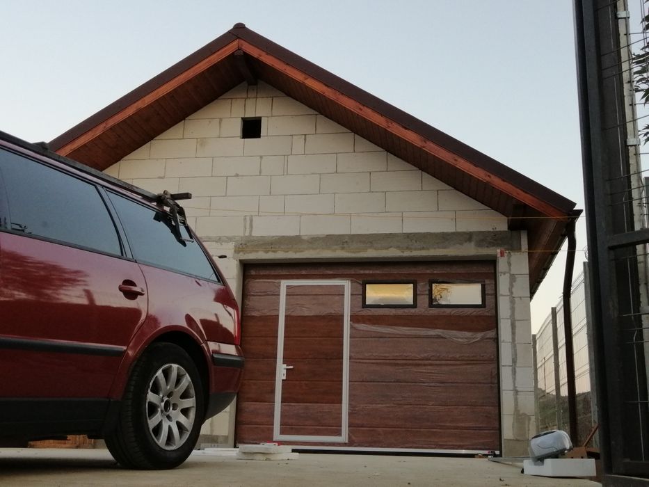 Usa Garaj Sectionala  - Mures *