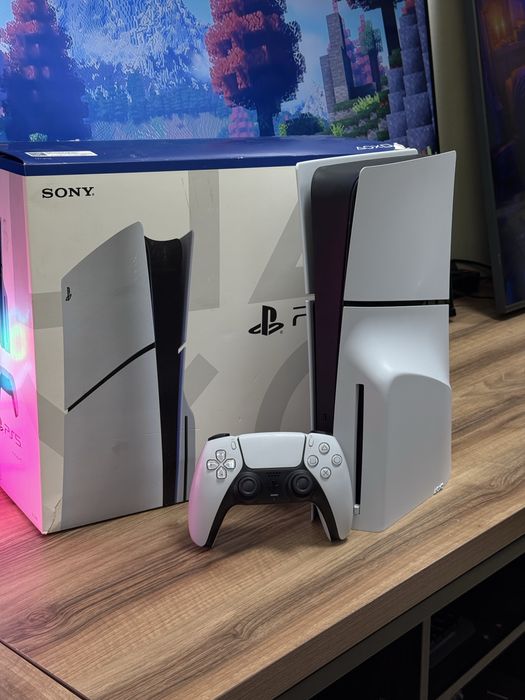 PlayStation 5 Slim 1Tb, с дисководом, Deluxe в подарок на 1 год