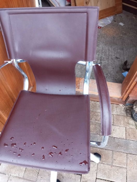 Scaun inox de birou cu mânere și spătar