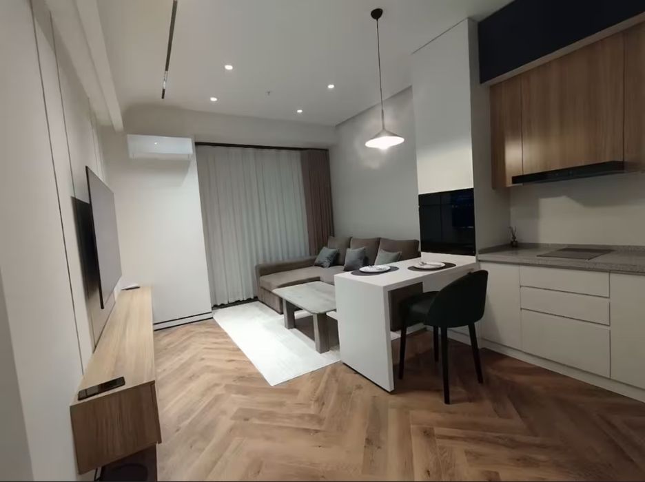 ЖК КАЗАХСТАН 2 ком 60 кв м