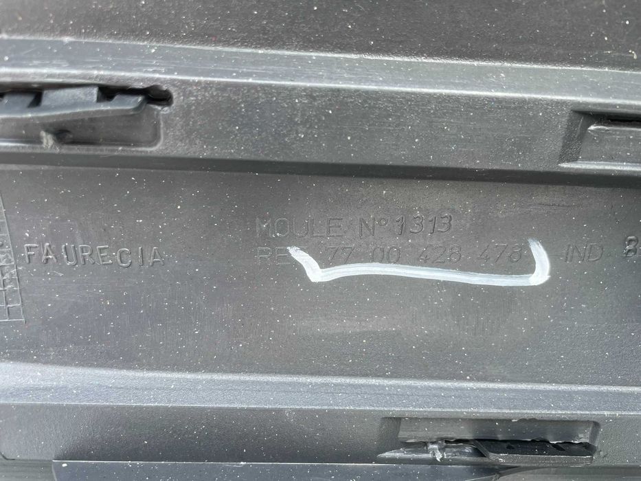 Bara fata completa Renault Scenic 1 noua originala Renault