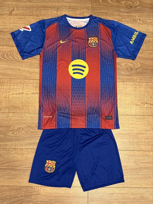 Compleu fotbal copii Barcelona - Raphinha