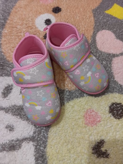 Pantofi interior fete mărimea 26