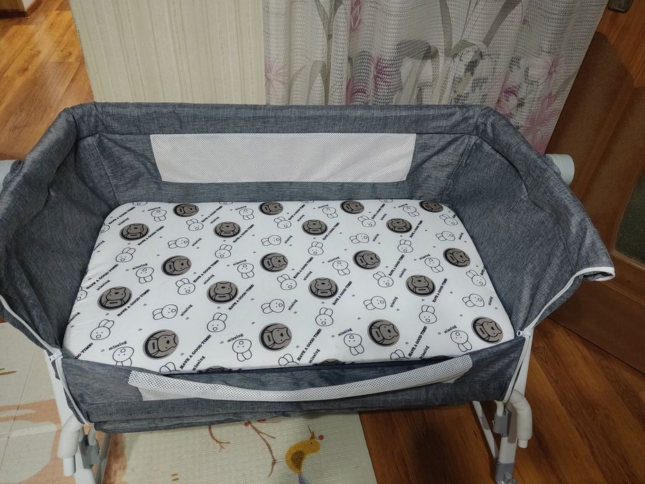 Продам детскую манеж- кроватку