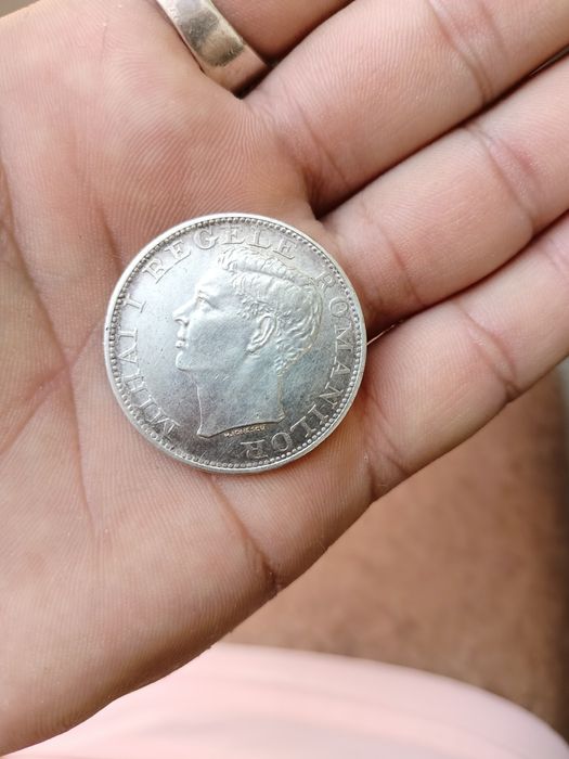 Moneda regele Mihai 1 din 1944( predare personala)