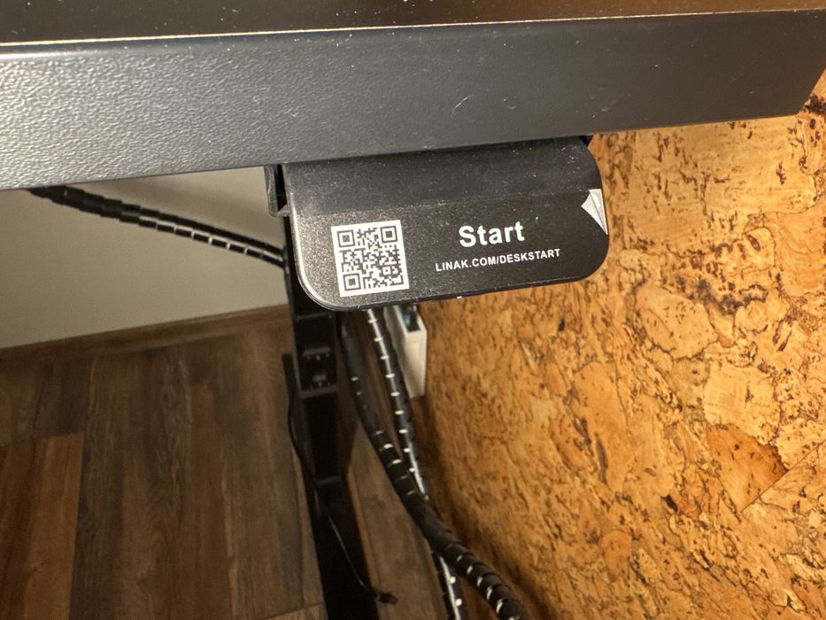 Ергономично бюро UberDesk Pro 124-129 cm 160 kg capacity, 160x80cm