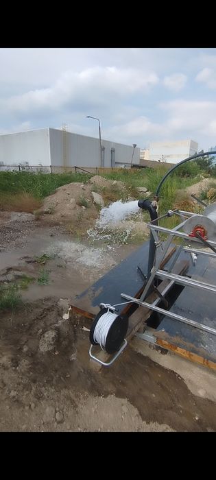 Почистване на сондажи(еърлифт) ,вадене и пускане на помпи