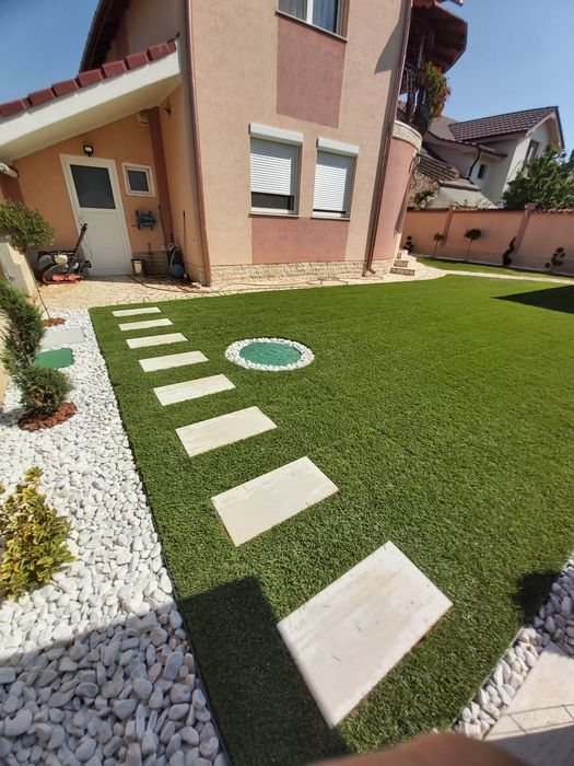 Sisteme irigare gazon rulou montaj piatra decorativa