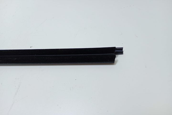 Perie geam dreapta Opel Combo E