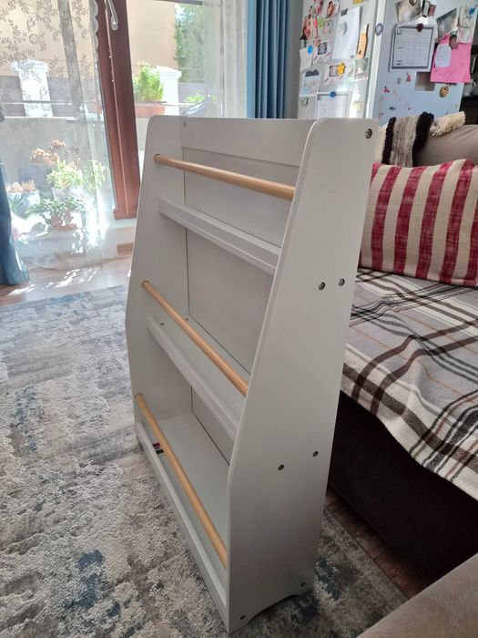 Bibliotecă din lemn albă Ugrow