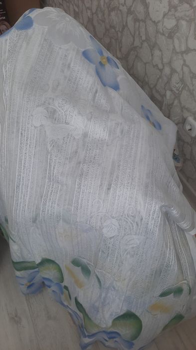 Продам новый тюль на кухню