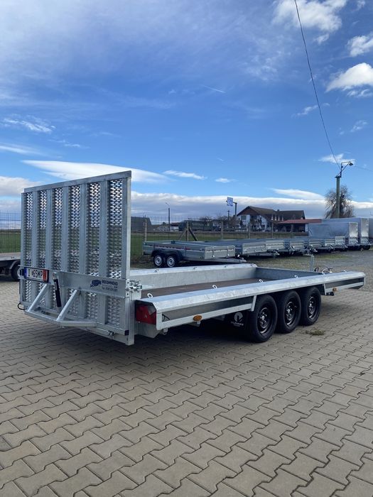 Remorci, platforme auto, utilaje, atv cu MMTA intre 350kg si 3500kg