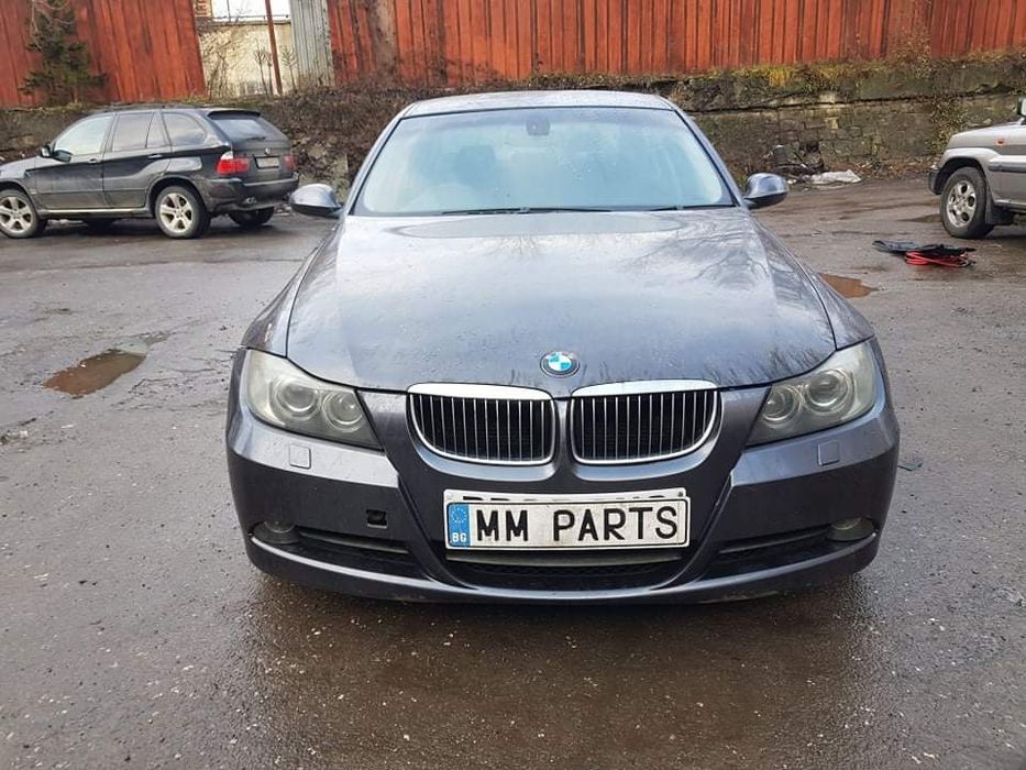 BMW E90 325i 218кс ръчка НА ЧАСТИ!