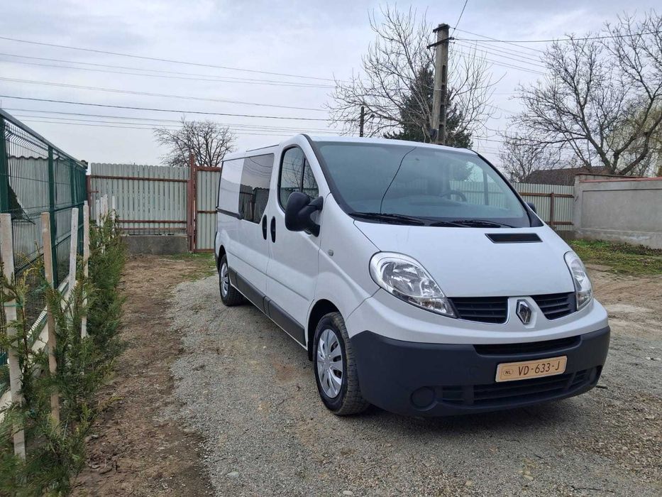 RENAULT Trafic 2014 — imagine 4
