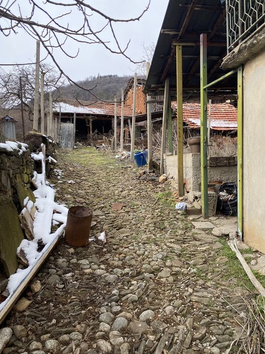 Продава се Къща в Троян - 100 кв.м за 128 €/кв.м - Снимка #1