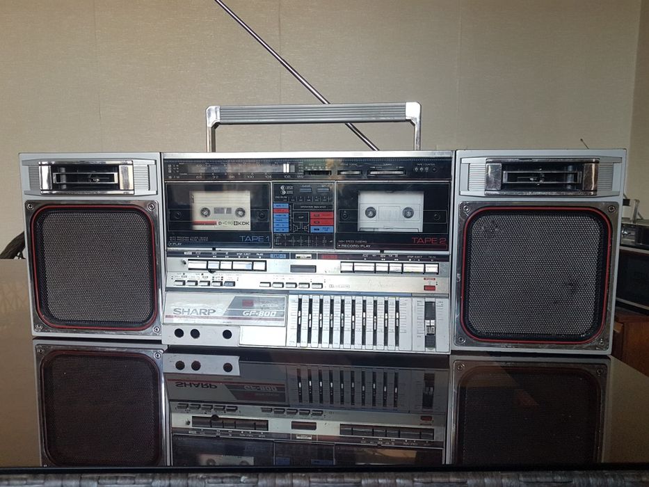 SHARP GF-800магнитоласи сотилади