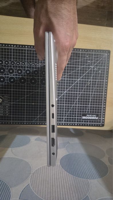 ASUS VivoBook K413EA