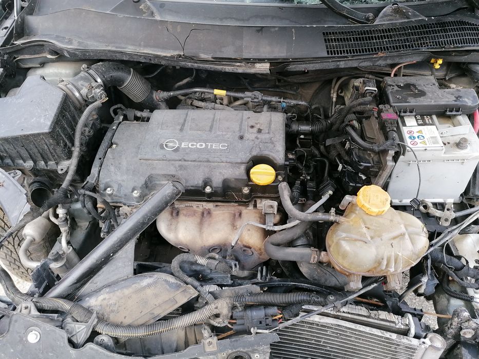 Opel Corsa D 1,4i автоматик